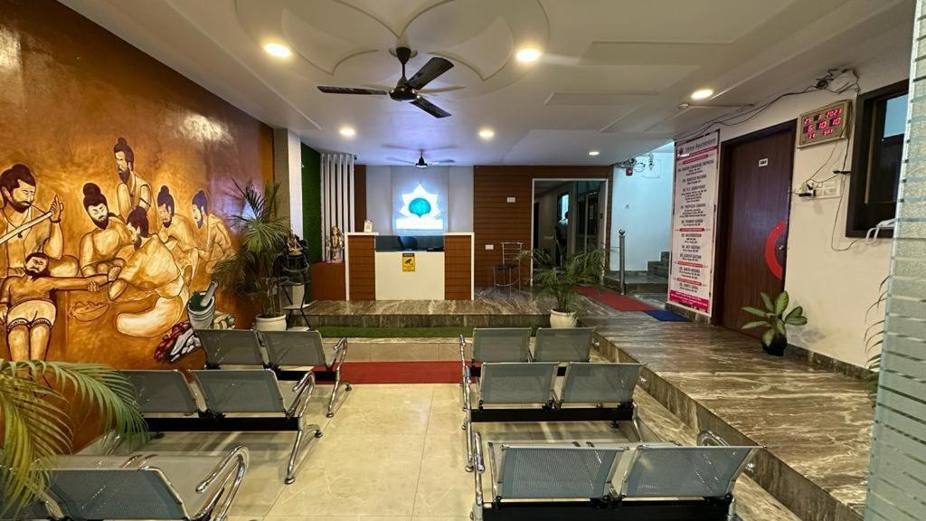 Hotel Aparajita Varanasi Eksteriør bilde