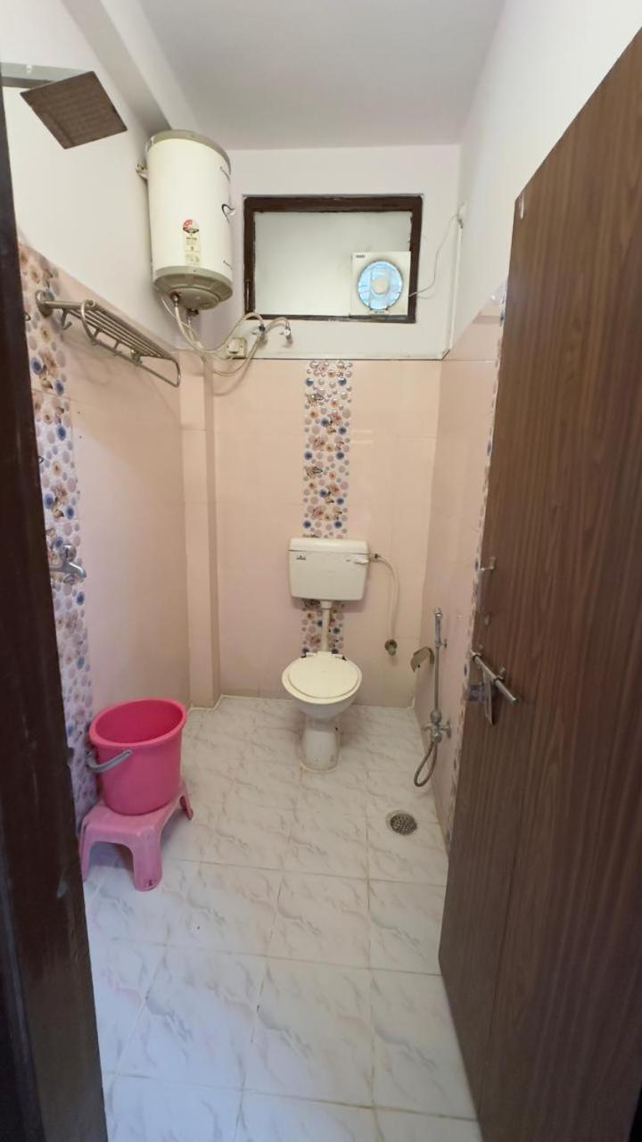 Hotel Aparajita Varanasi Eksteriør bilde
